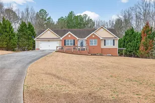 3910 Piney Brook Dr, Loganville, GA 30052 - Photo 4