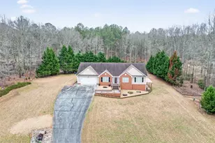 3910 Piney Brook Dr, Loganville, GA 30052 - Photo 10