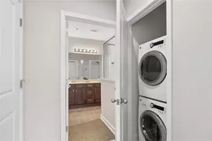 7265 Glisten Ave NE, Sandy Springs, GA 30328 - Photo 14