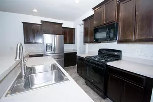 162 Townview Dr, Woodstock, GA 30189 - Photo 4