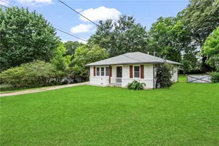 629 Dunton Cir SE, Smyrna, GA 30082 - Photo 2