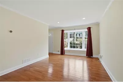 521 Rue Montaigne, Stone Mountain, GA 30083 - Photo 2