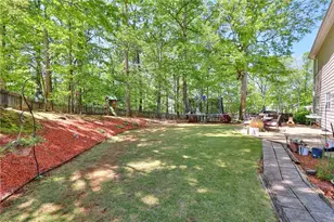 1285 Great Oaks Dr, Lawrenceville, GA 30045 - Photo 10