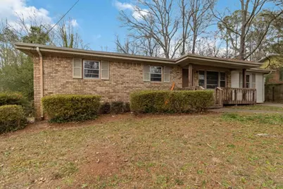 6405 Kensington Court, Austell, GA 30106 - Photo 2