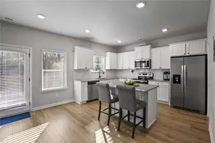 10167 Cormac St, Jonesboro, GA 30238 - Photo 6