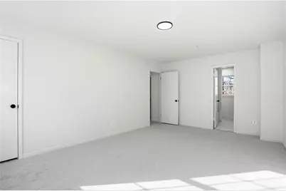 8692 Twin Oaks Drive, Jonesboro, GA 30236 - Photo 12