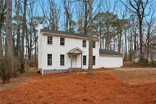 8692 Twin Oaks Dr, Jonesboro, GA 30236 - Photo 2