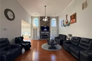 320 Pecan Ct, McDonough, GA 30252 - Photo 6