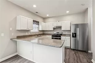 198 Swanee Ln, Woodstock, GA 30188 - Photo 14