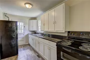 3378 Pio Nono Cir, Macon, GA 31206 - Photo 4