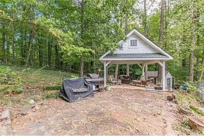 2985 Duke Of Gloucester, Atlanta, GA 30344 - Photo 58