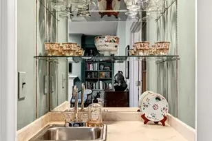 3685 Peachtree Rd NE, Atlanta, GA 30319 - Photo 14