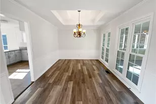 631 Driftwood Dr, Woodstock, GA 30189 - Photo 6