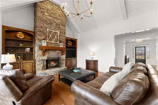 4529 Montclair Cir, Gainesville, GA 30506 - Photo 6