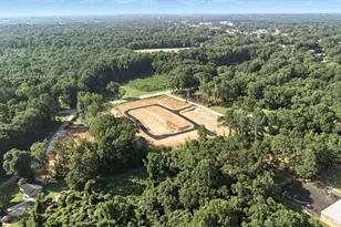 57 Wright St, Lavonia, GA 30553 - Photo 8