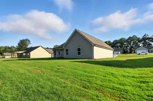 277 Rachel Ln, Hartwell, GA 30643 - Photo 4