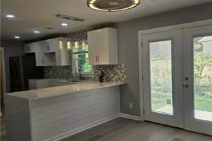 3047 Menlo Park Dr, Rex, GA 30273 - Photo 6