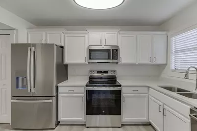 2485 Hidden Cove Court #C, Gainesville, GA 30501 - Photo 4