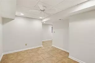 8234 Dawn Dr, Jonesboro, GA 30236 - Photo 24