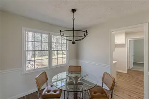 9178 Lakeview Dr, Covington, GA 30014 - Photo 12