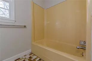 9178 Lakeview Dr, Covington, GA 30014 - Photo 38