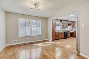 2201 Colonial Oak Way, Stone Mountain, GA 30087 - Photo 16