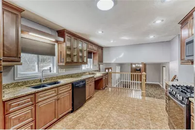 2201 Colonial Oak Way, Stone Mountain, GA 30087 - Photo 14