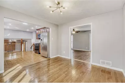 2201 Colonial Oak Way, Stone Mountain, GA 30087 - Photo 18