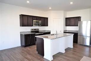 4374 Kendrick Cir, Loganville, GA 30052 - Photo 4