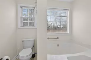 701 Muirfield Dr, Winder, GA 30680 - Photo 32