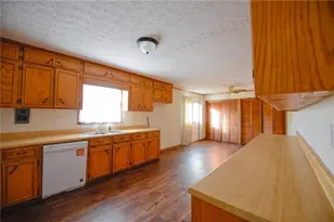 194 Boulevard St, Cleveland, GA 30528 - Photo 14