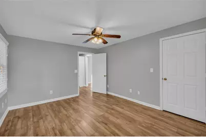 145 E Oak Street E, Lawrenceville, GA 30046 - Photo 12