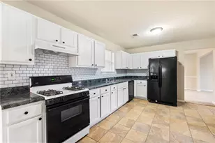 5333 Knights Landing, Ellenwood, GA 30294 - Photo 14