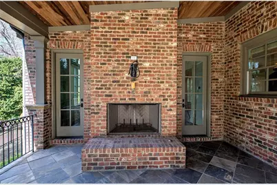 4076 Peachtree Dunwoody Road NE, Atlanta, GA 30342 - Photo 48