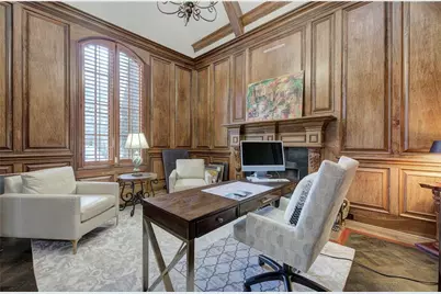 4076 Peachtree Dunwoody Road NE, Atlanta, GA 30342 - Photo 32