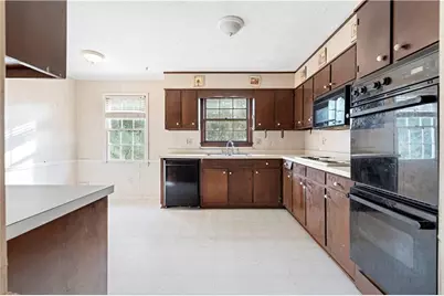 1548 Sprayberry Drive, Marietta, GA 30066 - Photo 2