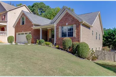 5652 Leaf Ridge Lane, Buford, GA 30518 - Photo 2