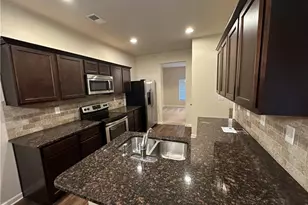 376 Pernell Dr, Hampton, GA 30228 - Photo 10