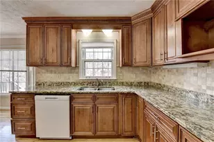 828 Clarion Way, Lawrenceville, GA 30044 - Photo 20