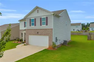 135 Ingle Dr, Monroe, GA 30655 - Photo 2