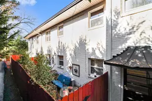 2477 N Decatur Rd, Decatur, GA 30033 - Photo 24