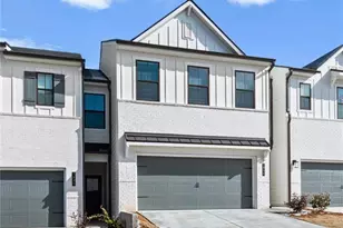 1925 Westwind St, Lawrenceville, GA 30043 - Photo 2