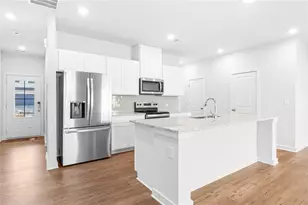 1925 Westwind St, Lawrenceville, GA 30043 - Photo 4