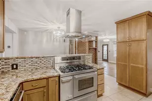 905 Milam Cir, Clarkston, GA 30021 - Photo 14