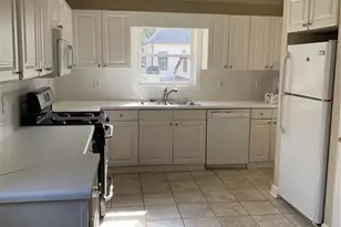 1910 La Dawn Ln NW, Atlanta, GA 30318 - Photo 2