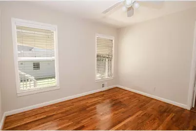 1910 La Dawn Lane NW, Atlanta, GA 30318 - Photo 10