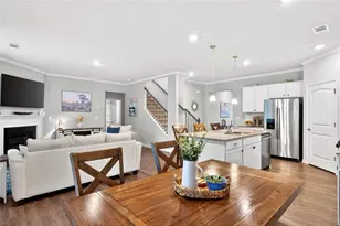 209 Valley View Cir, Dallas, GA 30132 - Photo 2