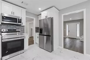 3738 White Pine Rd, Snellville, GA 30039 - Photo 8