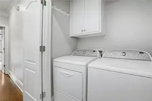 873 Inman Vlg Pkwy NE, Atlanta, GA 30307 - Photo 16
