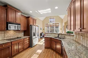 457 Bear Creek Ln, Bogart, GA 30622 - Photo 10